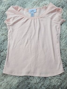 Lace-Trim Cap Sleeve Tee in Blush Pink